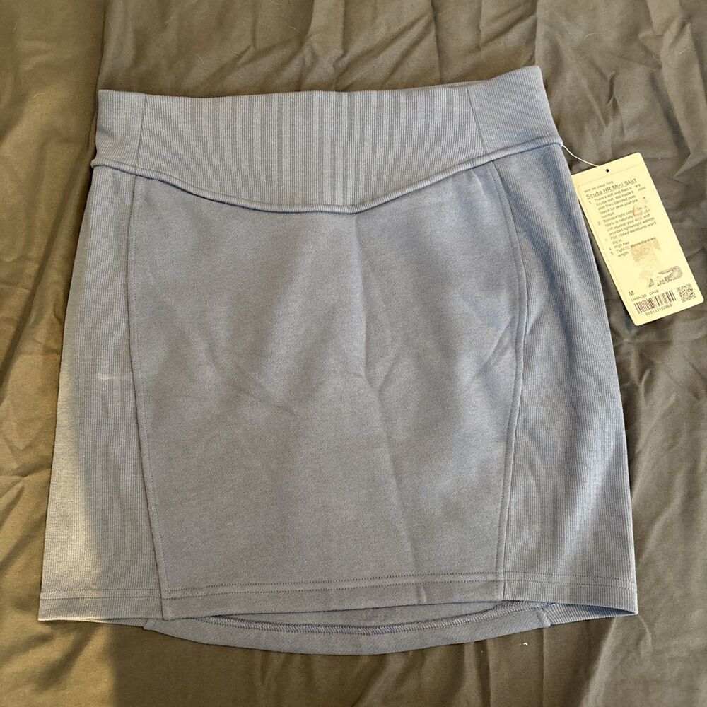 Lululemon Scuba HR Short Skirt Size Medium NWT Slate Blue OASB LW8ALSS Cotton